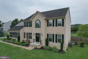 40 Sweet Shade Ct, Harpers Ferry, WV 25425 - Photo 2