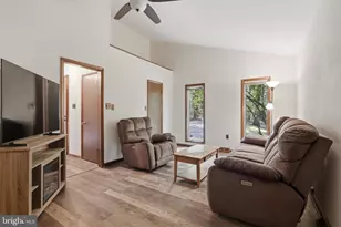 656 Kelly Dr, Harpers Ferry, WV 25425 - Photo 28