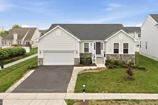 109 Shallow Creek Dr, Ranson, WV 25438 - Photo 4
