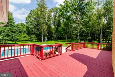 887 Woodbury Drive, Kearneysville, WV 25430 - Photo 4