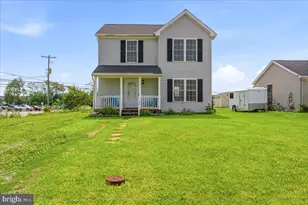 32 Three Sisters Ct, Ranson, WV 25438 - Photo 2