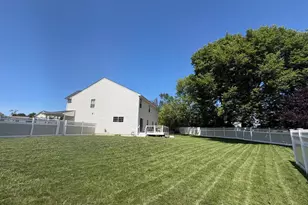 55 Powder River Ct, Harpers Ferry, WV 25425 - Photo 2