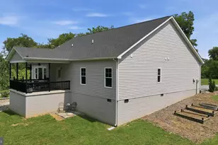 553 Rippon Village Dr, Charles Town, WV 25414 - Photo 52