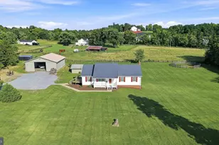 96 Lady Bug Ln, Kearneysville, WV 25430 - Photo 2