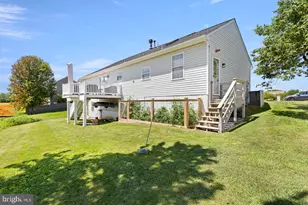 219 Crosswinds Dr, Charles Town, WV 25414 - Photo 34