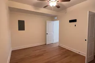 113 W North St, Charles Town, WV 25414 - Photo 12