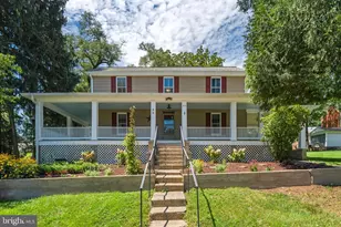 918 S Samuel St, Charles Town, WV 25414 - Photo 1