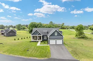 46 Oak Crst Dr, Kearneysville, WV 25430 - Photo 1