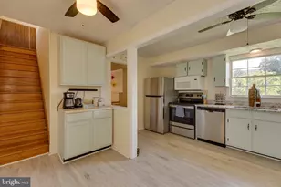 1053 W Washington St, Harpers Ferry, WV 25425 - Photo 16