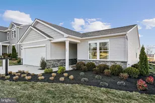 14 Empire Ln, Charles Town, WV 25414 - Photo 4