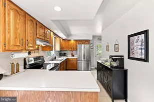 374 Columbia St, Harpers Ferry, WV 25425 - Photo 12