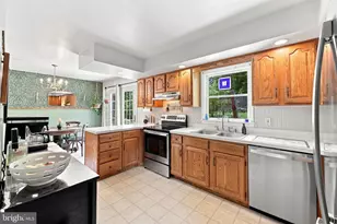 374 Columbia St, Harpers Ferry, WV 25425 - Photo 10
