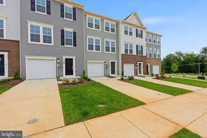 394 Seeback Dr, Charles Town, WV 25414 - Photo 2