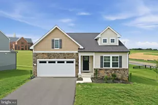 2 Edinburgh Ct, Charles Town, WV 25414 - Photo 1