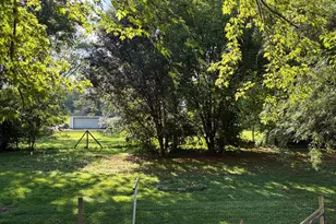 729 Rippon Village Dr, Charles Town, WV 25414 - Photo 32
