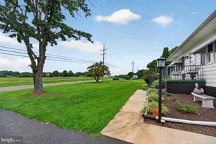 9005 Charles Town Rd, Charles Town, WV 25414 - Photo 6