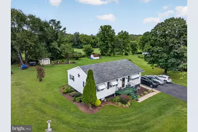 9005 Charles Town Road, Charles Town, WV 25414 - Photo 4