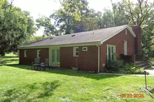 266 Thomson St, Summit Point, WV 25446 - Photo 1