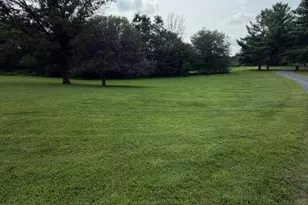 274 Dogwood Manor Dr, Shenandoah Junction, WV 25442 - Photo 6