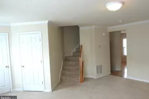 73 Eldon Dr, Charles Town, WV 25414 - Photo 2