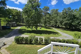 127 Cool Glen Cir, Harpers Ferry, WV 25425 - Photo 2