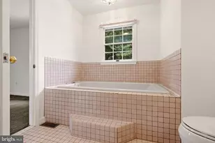323 Eastland Dr, Charles Town, WV 25414 - Photo 32