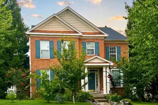 58 Braddock St, Charles Town, WV 25414 - Photo 1