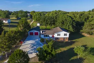 6529 Middleway Pike, Kearneysville, WV 25430 - Photo 2