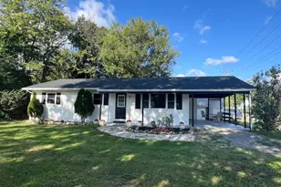 58 South St, Kearneysville, WV 25430 - Photo 1