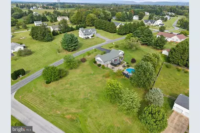 1011 Cloverdale Road, Charles Town, WV 25414 - Photo 4