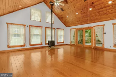 19265 Charles Town Road, Harpers Ferry, WV 25425 - Photo 20