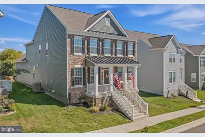 194 Holly Springs Court, Charles Town, WV 25414 - Photo 2
