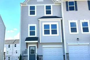 375 Huntwell W Ave, Ranson, WV 25438 - Photo 2