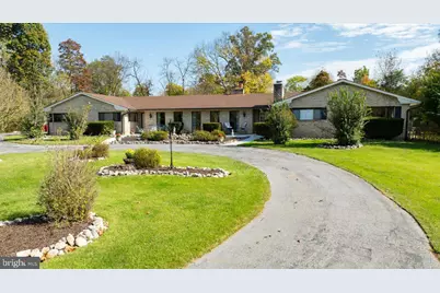 387 Woodbury Drive, Kearneysville, WV 25430 - Photo 2