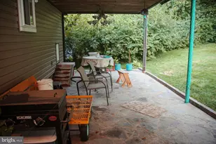 927 Fairfax Dr, Morgantown, WV 26505 - Photo 28