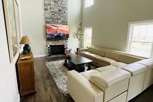 708 Slaton Ln, Morgantown, WV 26508 - Photo 10