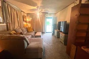 323 Richmond St, Keyser, WV 26726 - Photo 6