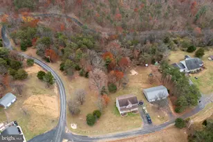 27 Towhee Hollow, Springfield, WV 26763 - Photo 2