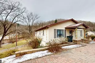 7986 Frankfort Hwy, Fort Ashby, WV 26719 - Photo 12