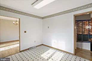 876 Sunrise Dr, Fort Ashby, WV 26719 - Photo 12