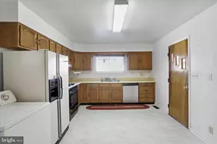 574 S Water St, Keyser, WV 26726 - Photo 10