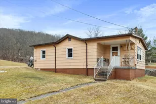 48 Wayland Dr, Keyser, WV 26726 - Photo 2