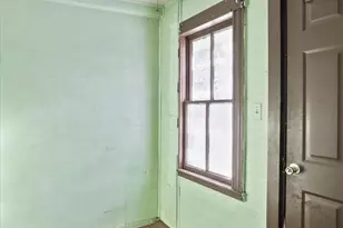 47 D St, Keyser, WV 26726 - Photo 4