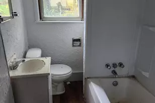 248 W Fairview St, Piedmont, WV 26750 - Photo 8