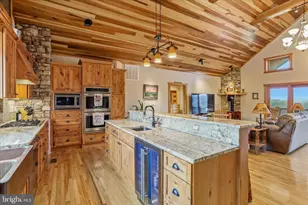 879 Olde Oak View Dr, Springfield, WV 26763 - Photo 12