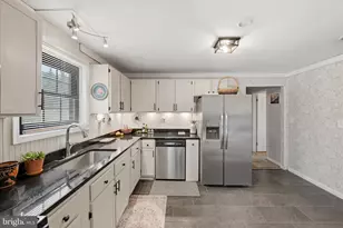 73 Hilltop View Ln, Ridgeley, WV 26753 - Photo 10
