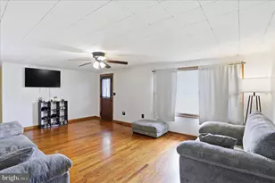 1025 Carolina Ave, Keyser, WV 26726 - Photo 2