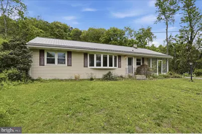 1076 Frankfort Highway, Ridgeley, WV 26753 - Photo 2