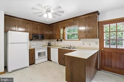 79 Moon Crest Street, Ridgeley, WV 26753 - Photo 6