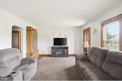 9285 Frankfort Highway, Fort Ashby, WV 26719 - Photo 18